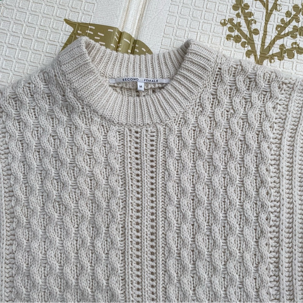 Second Female Knit Sweater View 4